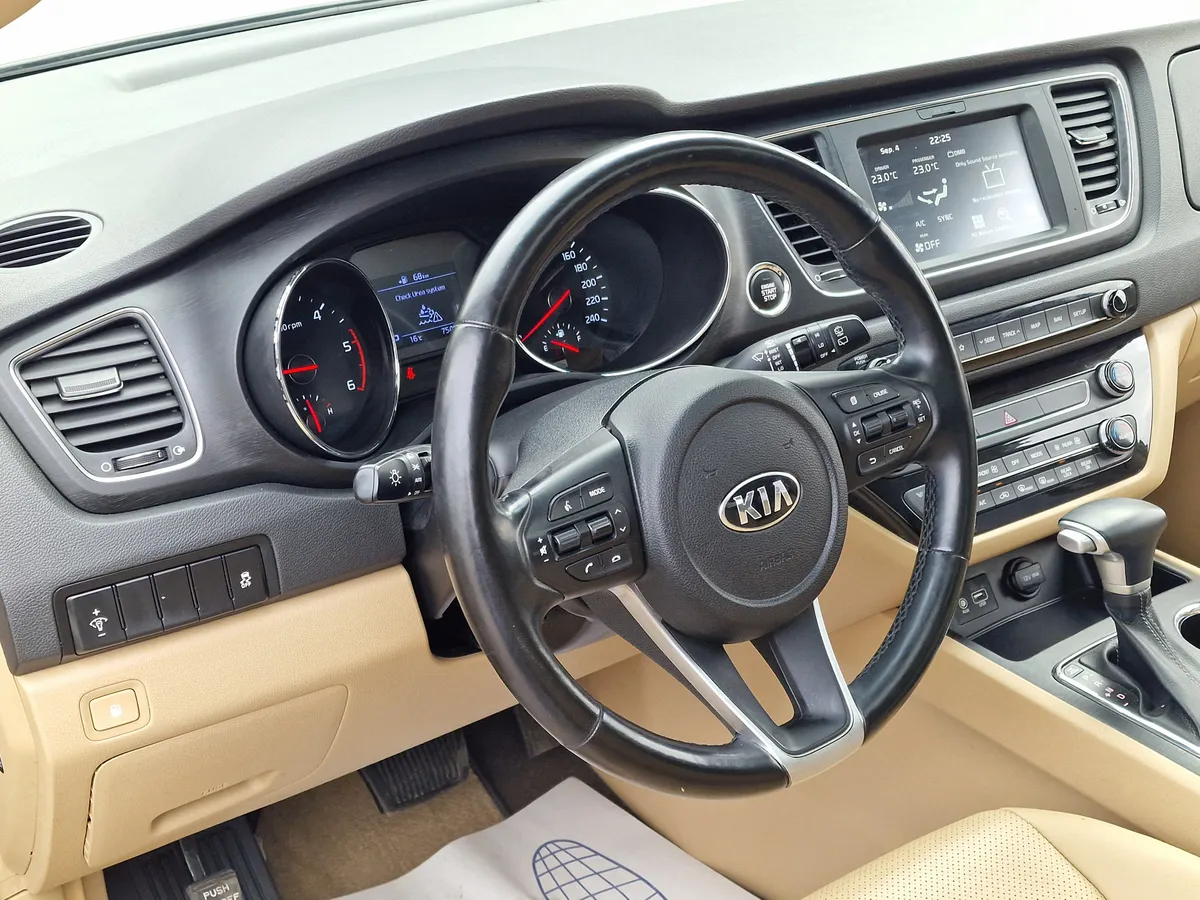 Kia Carnival 2.2 CRDi AT (200 л.с.)