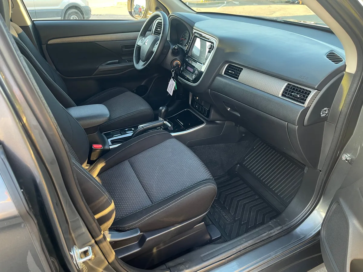 Mitsubishi Outlander 2.0 CVT (146 л.с.), 2018 — фото 6