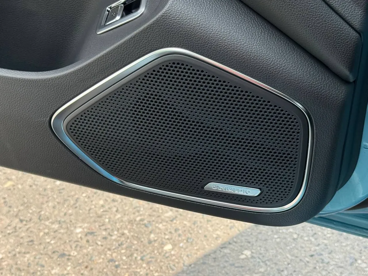 Hongqi H5 2.0 AT (218 л.с.)