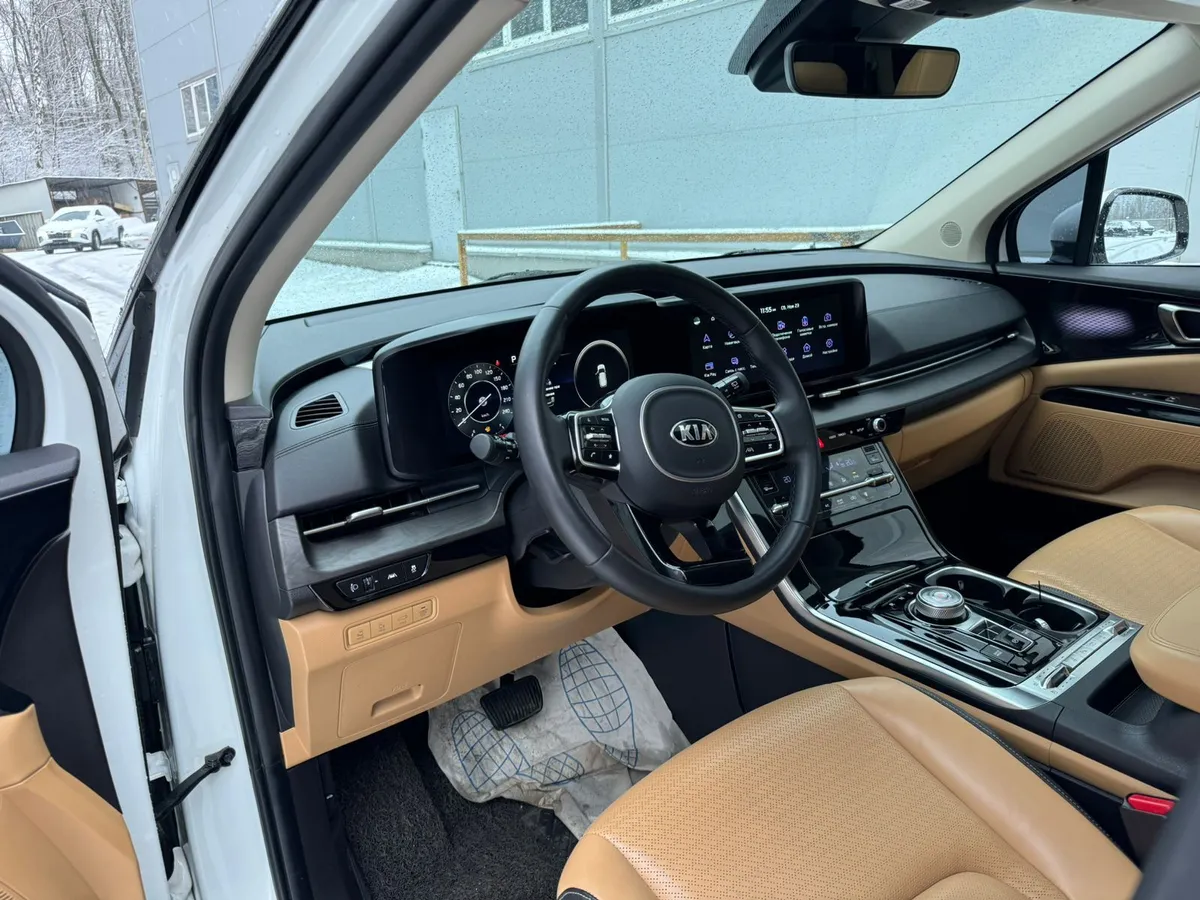 Kia Carnival 2.2 AT (202 л.с.)