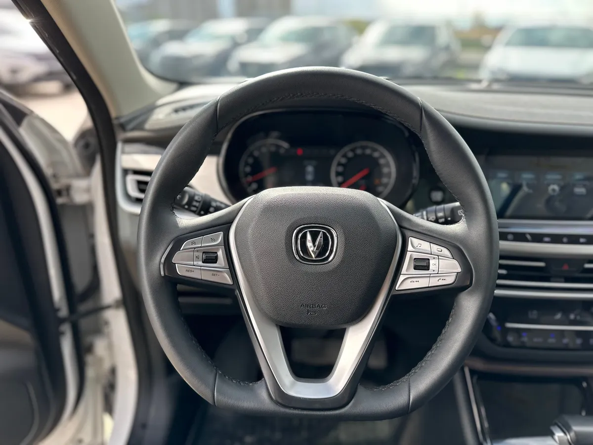 Changan CS35PLUS 1.6 л, 128 л.с., бензин, АКПП, передний привод