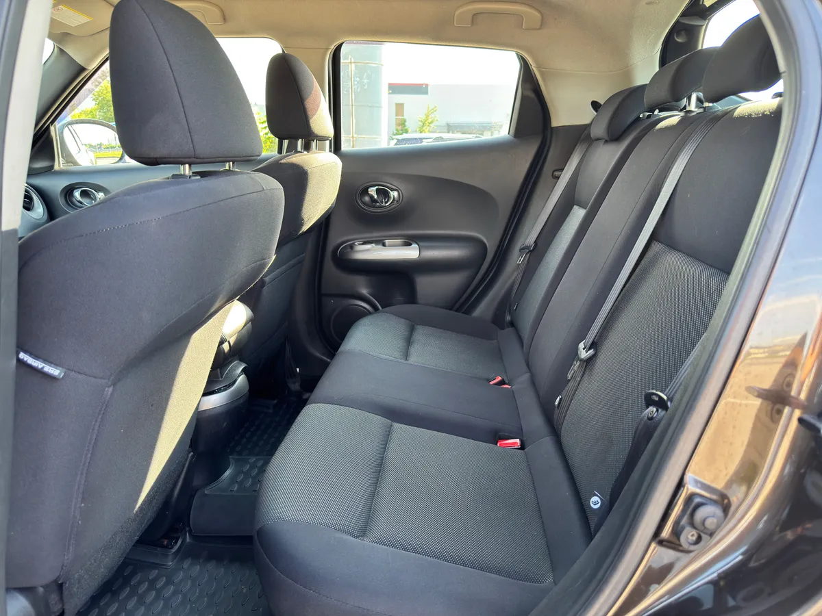 Nissan Juke 1.6 CVT (117 л.с.)