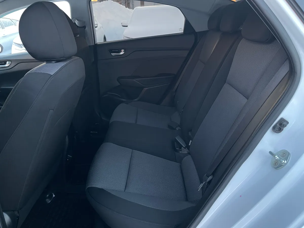 Hyundai Solaris 1.6 MT (123 л.с.)