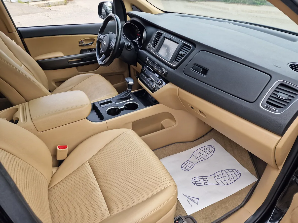 Kia Carnival 2.2 CRDi AT (200 л.с.)