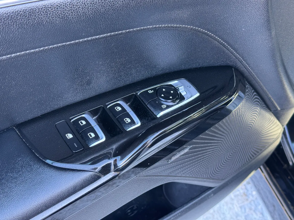 Kia K5 2.5 AT (194 л.с.)