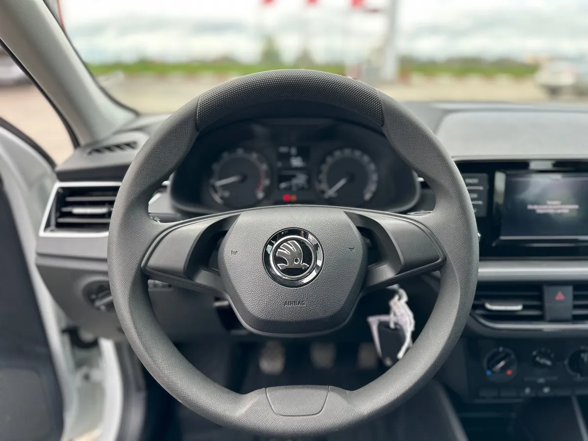 Skoda Rapid 1.6 MT (90 л.с.)