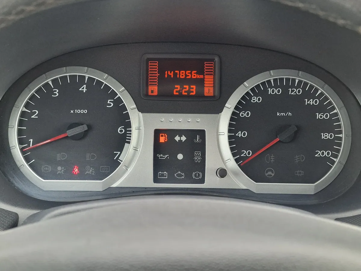 ВАЗ (Lada) Largus 1.6 MT 16 кл (5 мест) (106 л.с.)