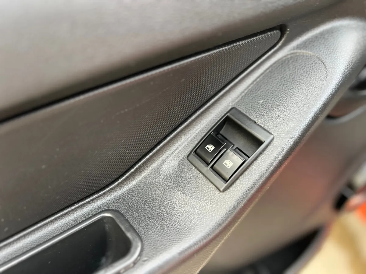 ВАЗ (Lada) Granta 1.6 MT 8кл (87 л.с.)