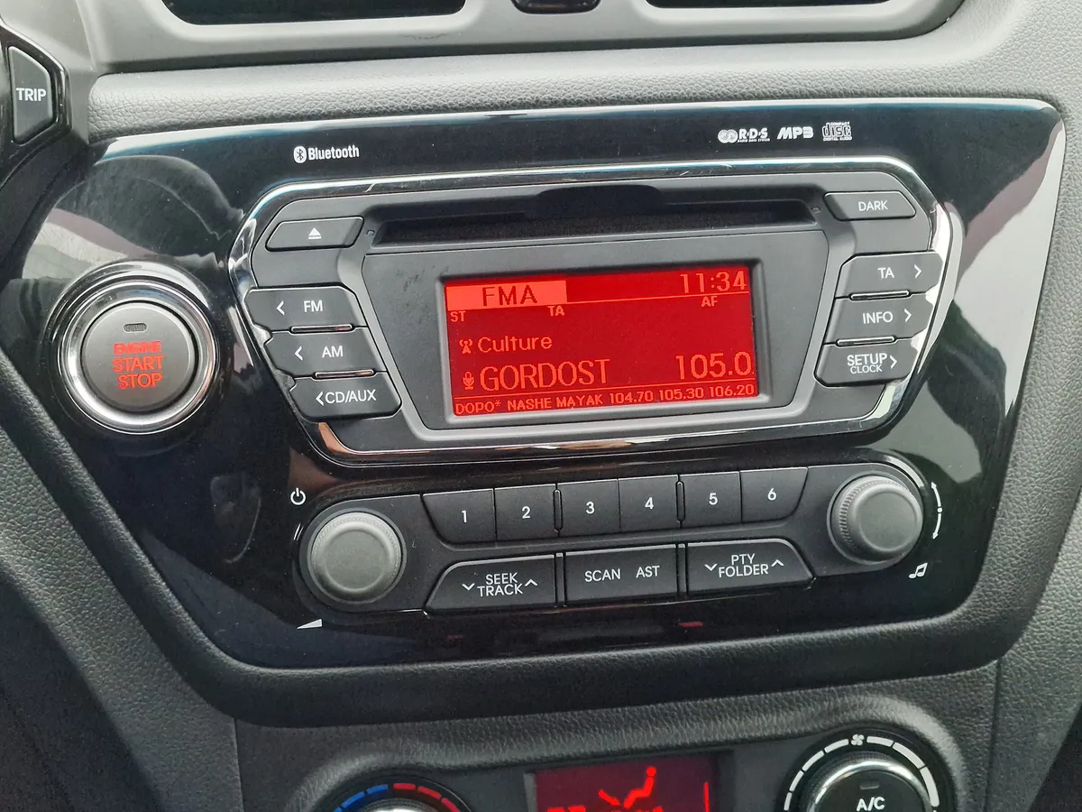 Kia Rio 1.6 AT (123 л.с.)