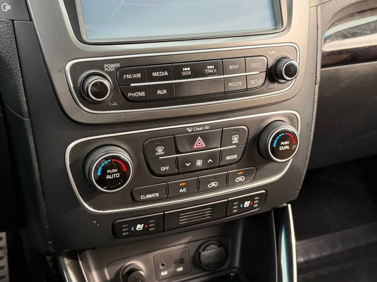 Kia Sorento 2.4 AT 4WD (175 л.с.)