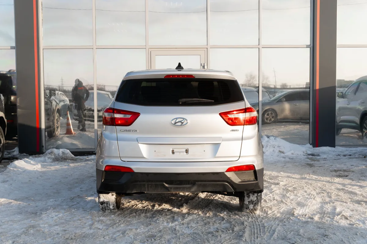 Hyundai Creta 1.6 MT AWD (121 л.с.)