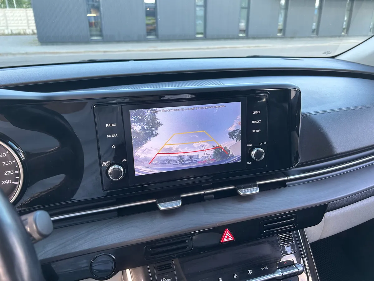 Kia Carnival 2.2 CRDi AT (200 л.с.)