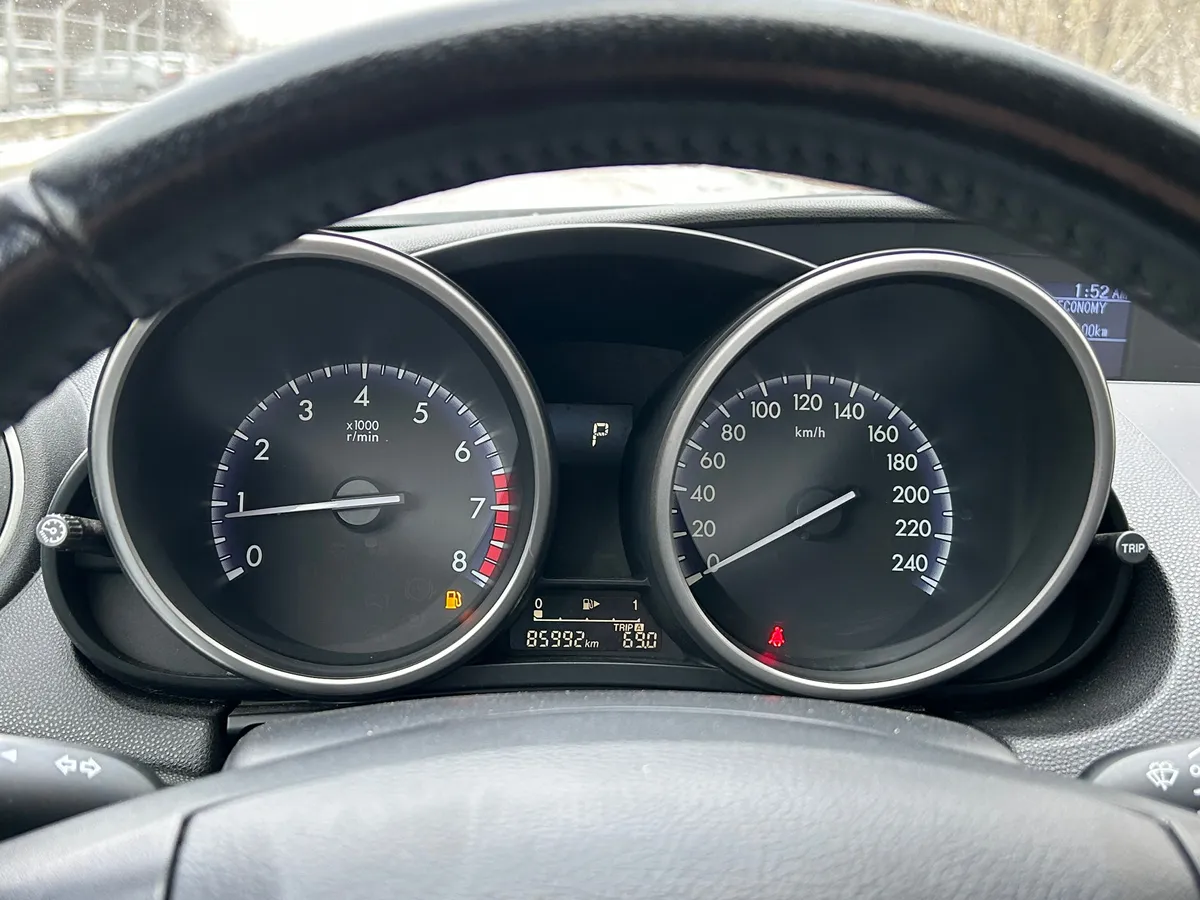 Mazda 3 1.6 AT (104 л.с.)