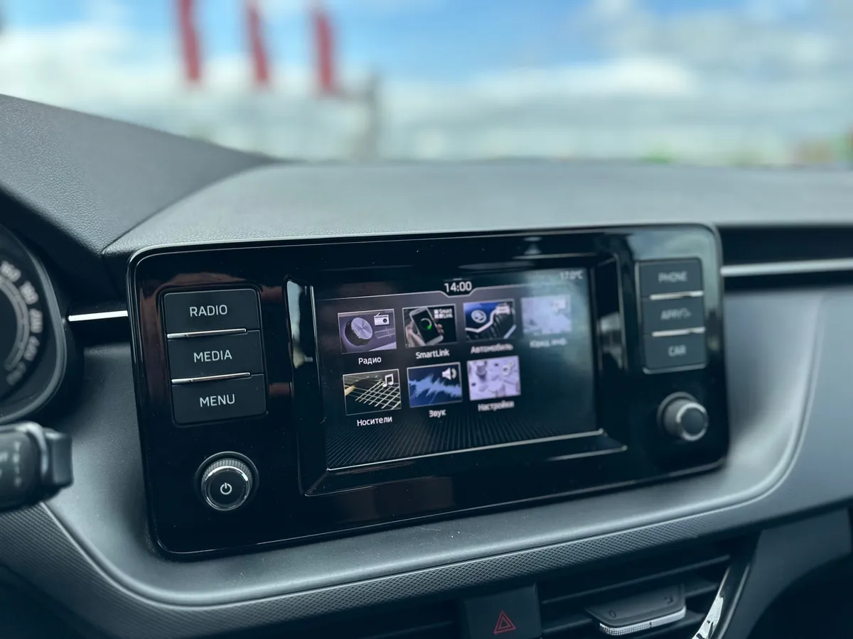 Skoda Rapid 1.6 MT (90 л.с.)