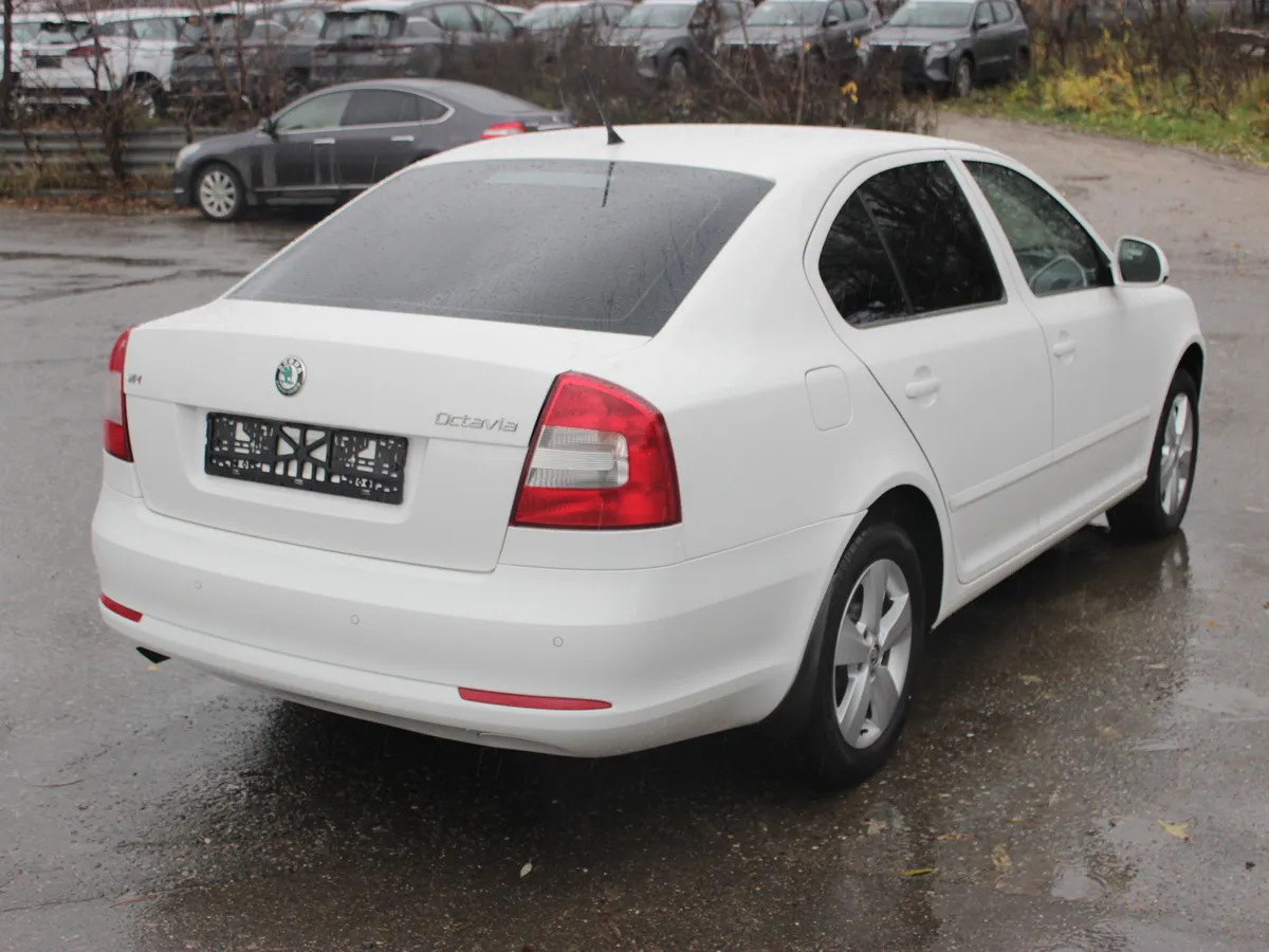 Skoda Octavia 1.6 MT (102 л.с.)