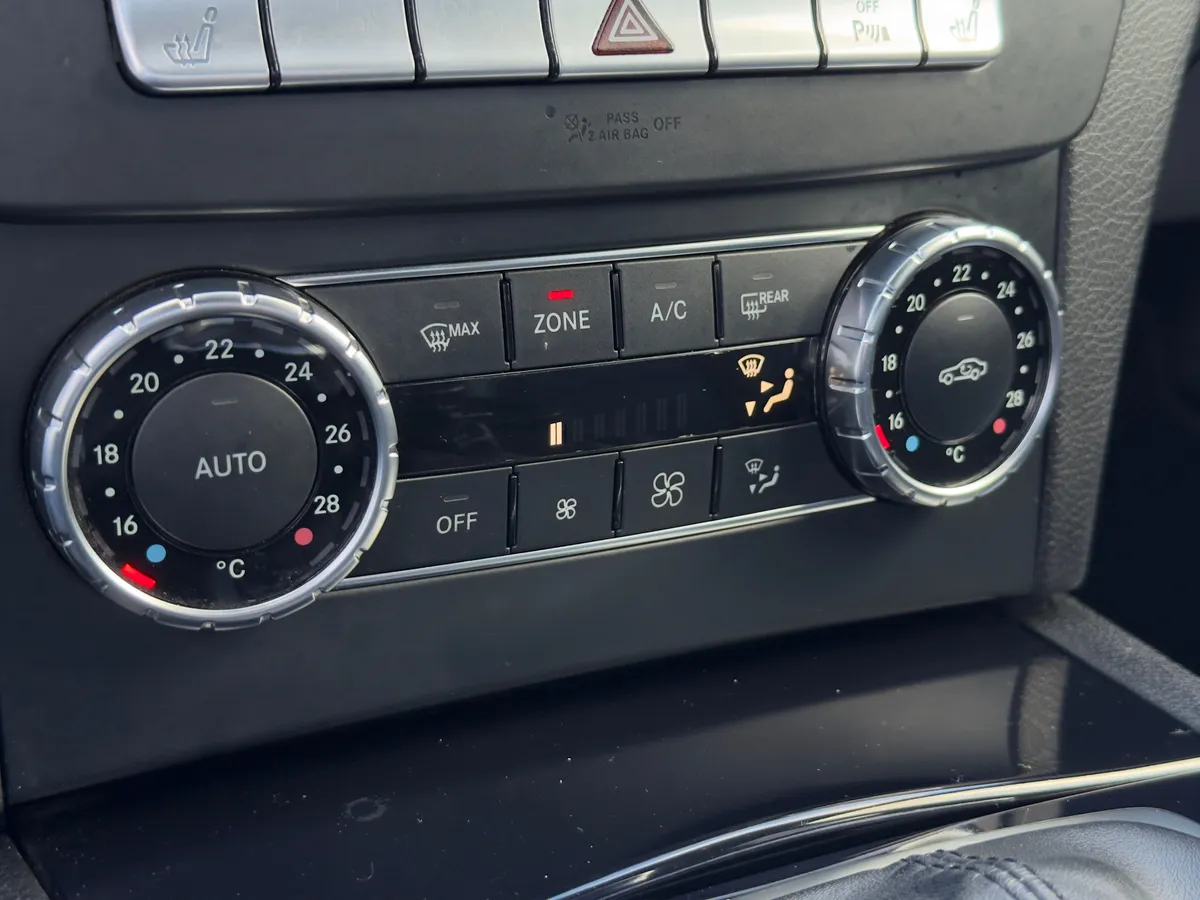 Mercedes-Benz C-Класс 1.6 AT (156 л.с.)
