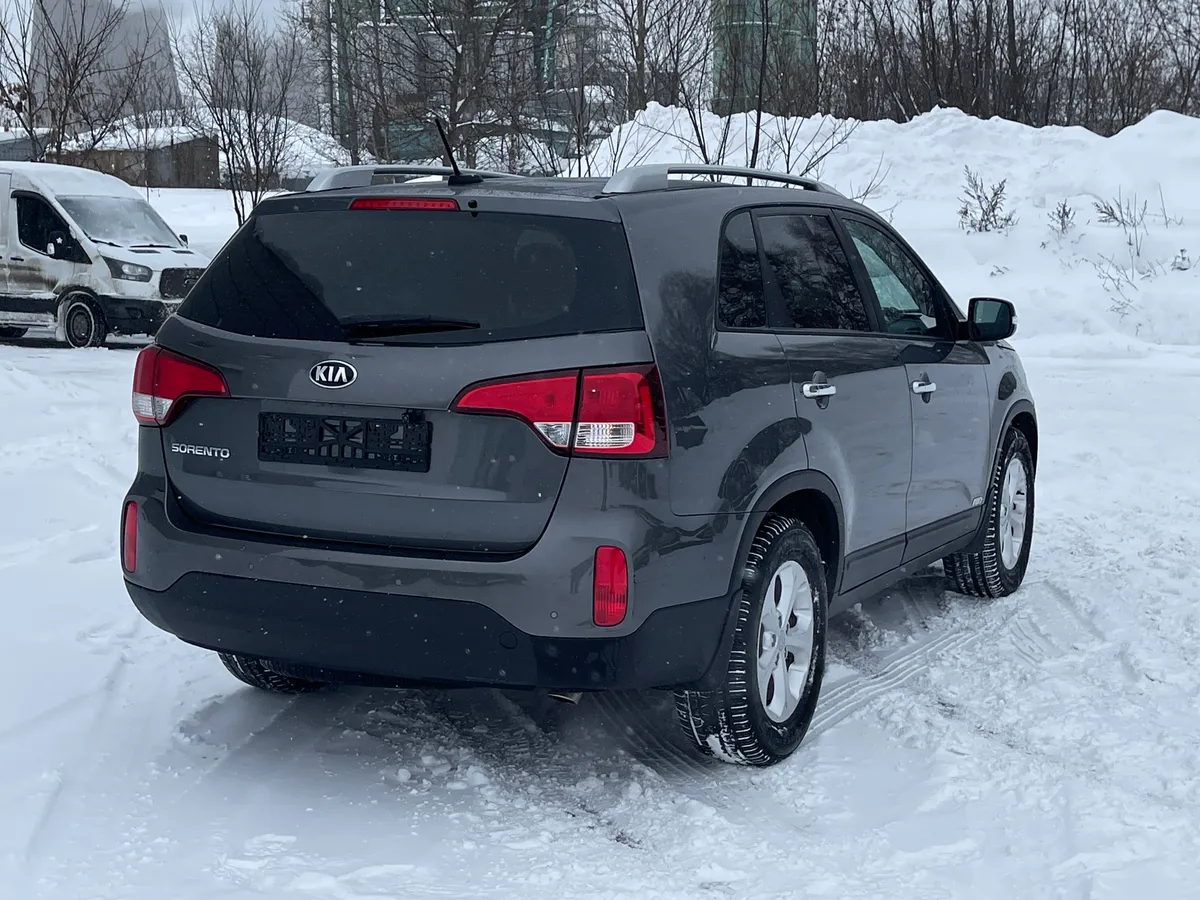 Kia Sorento 2.4 AT 4WD (175 л.с.)