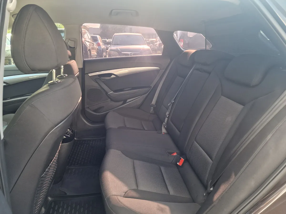 Hyundai i40 2.0 AT (150 л.с.)