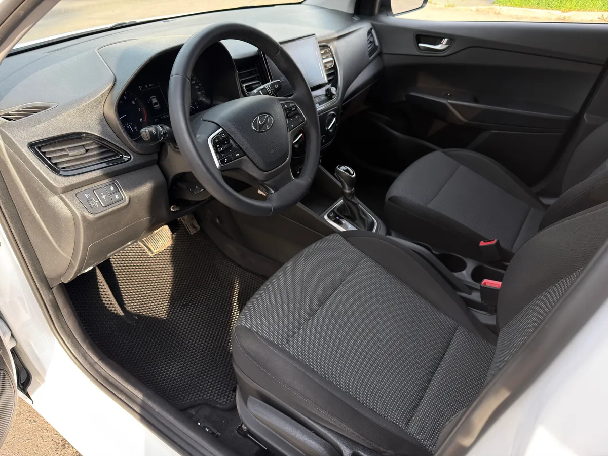 Hyundai Solaris 1.6 AT (123 л.с.)