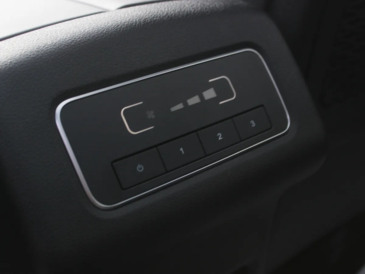 DongFeng iX7 2.0 AT 4WD (231 л.с.)