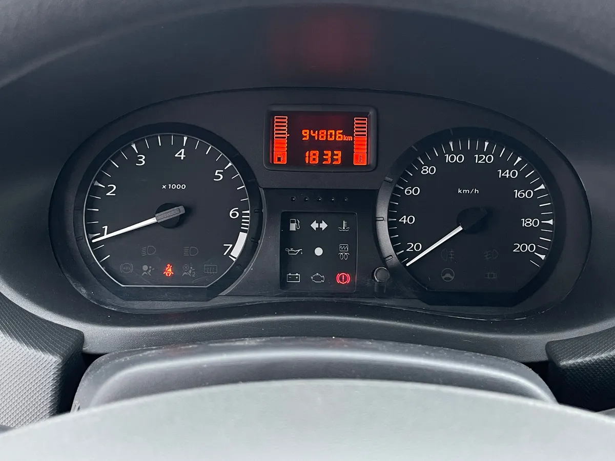 ВАЗ (Lada) Largus 1.6 MT (87 л.с.)