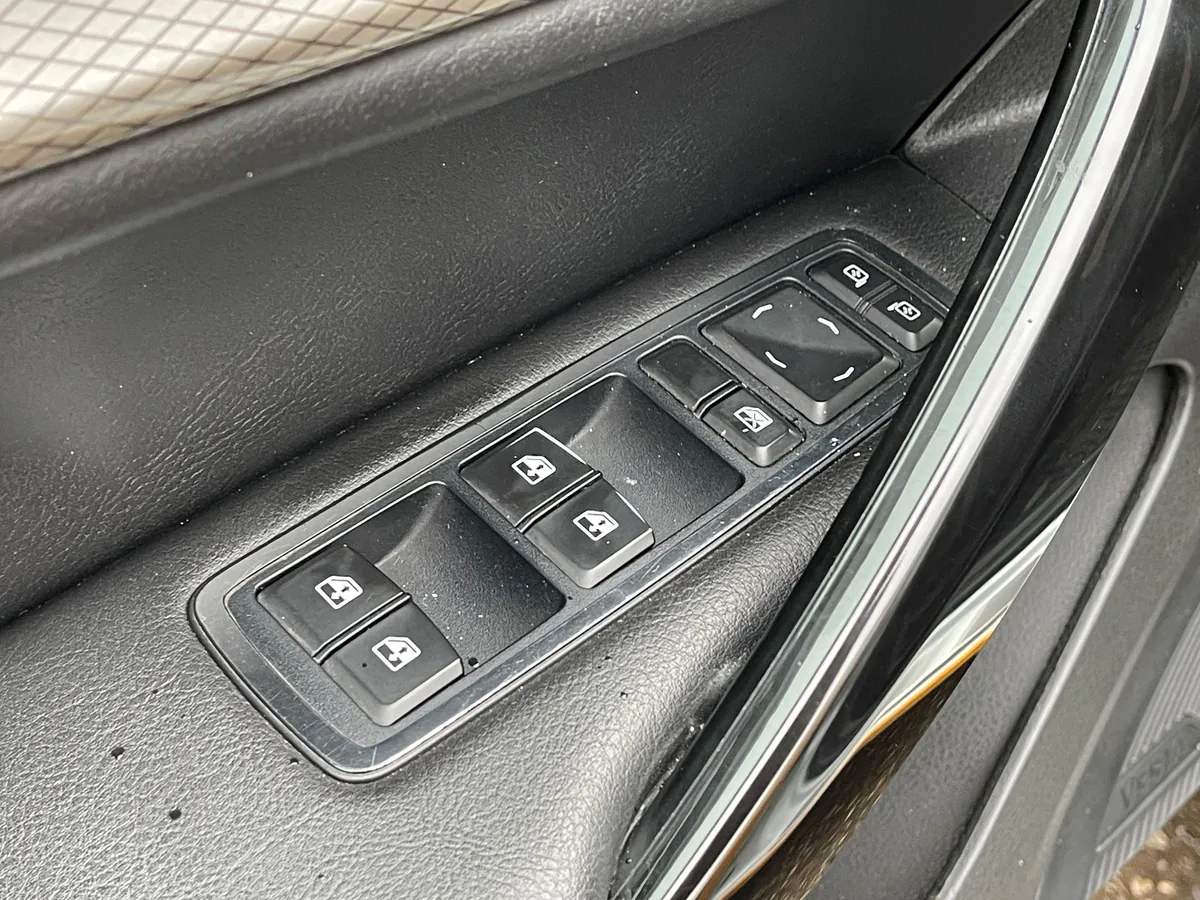 ВАЗ (Lada) Vesta 1.6 MT (106 л.с.)