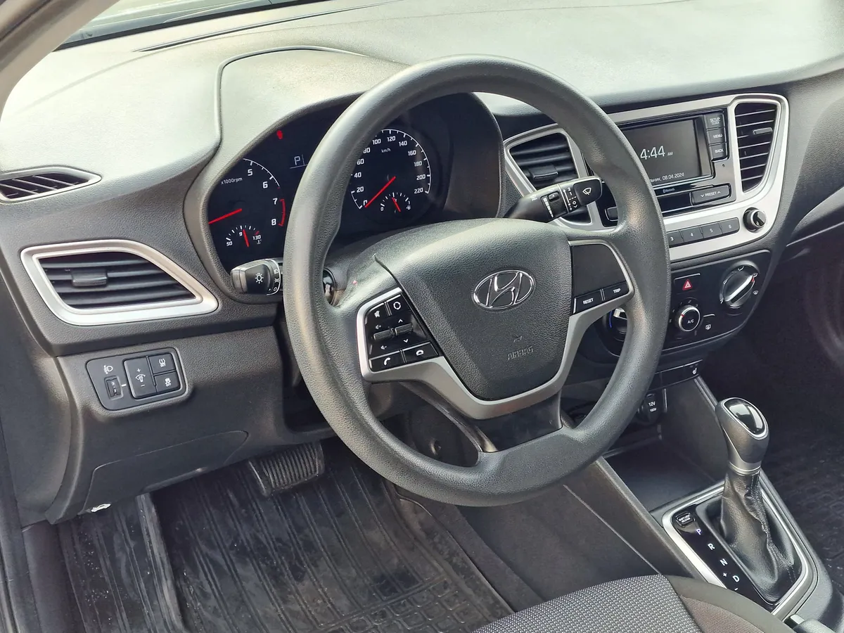 Hyundai Solaris 1.6 AT (123 л.с.)