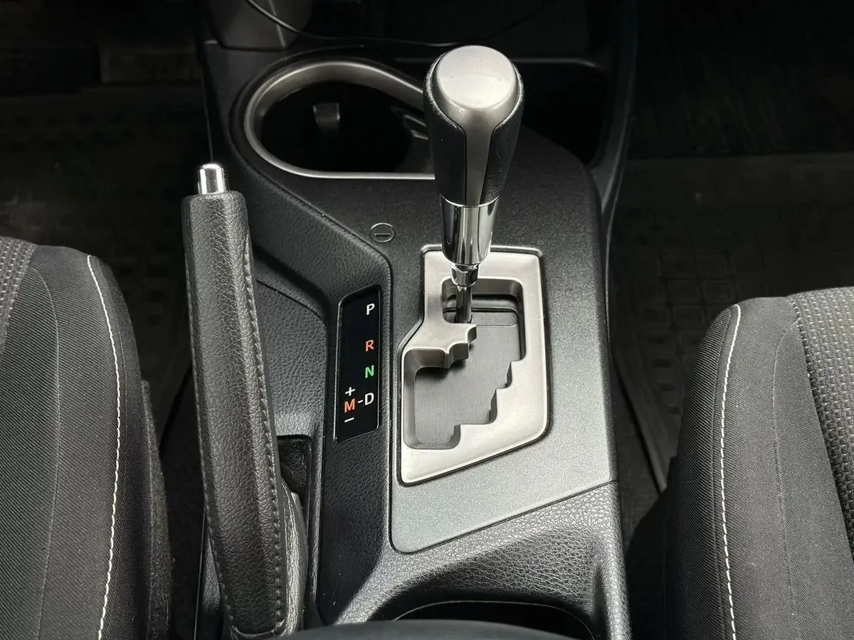 Toyota RAV4 2.0 CVT 4WD (146 л.с.)