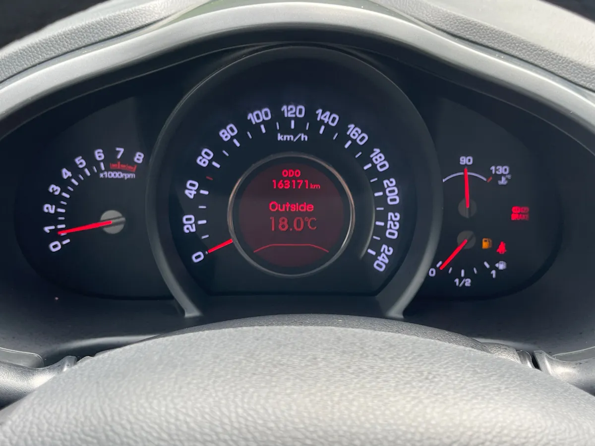 Kia Sportage 2.0 MT AWD (150 л.с.)