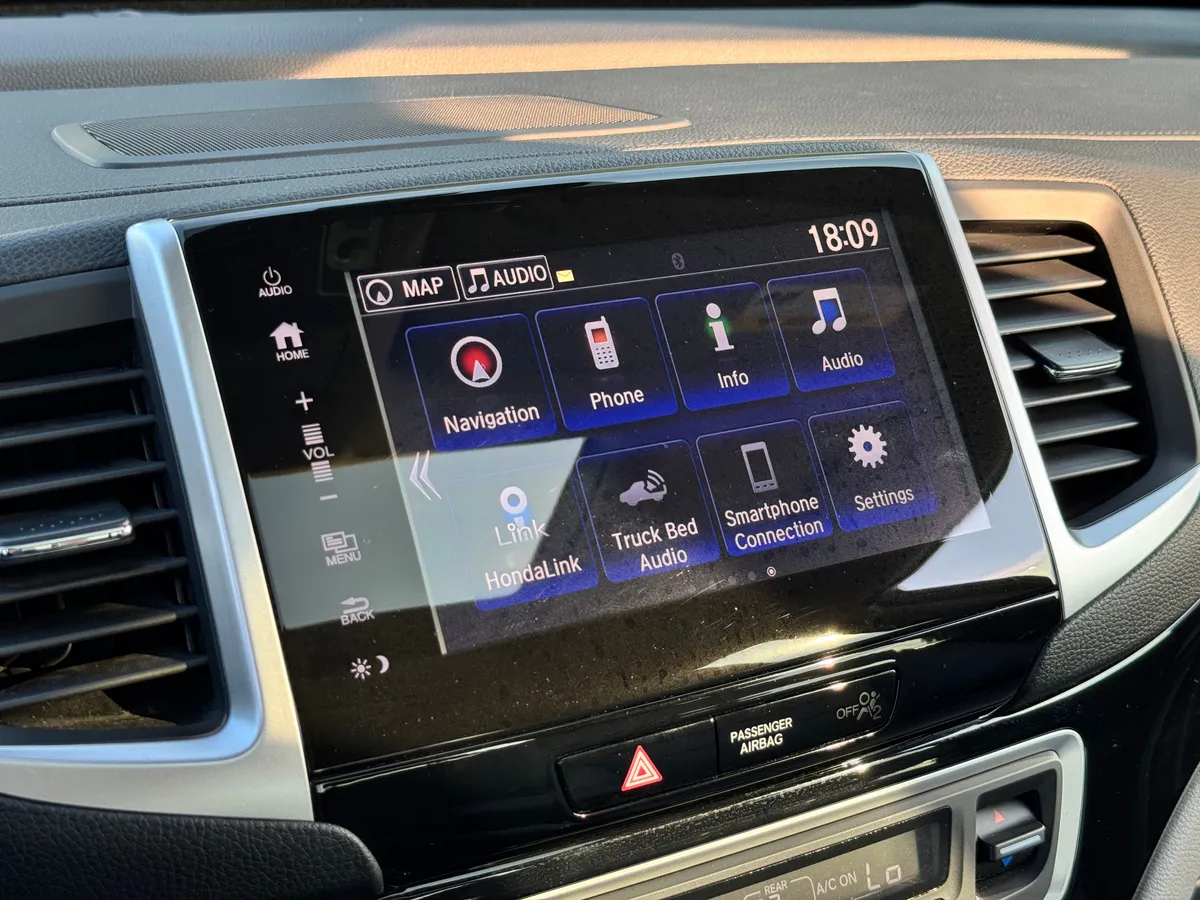 Honda Ridgeline 3.5 AT 4WD (280 л.с.)