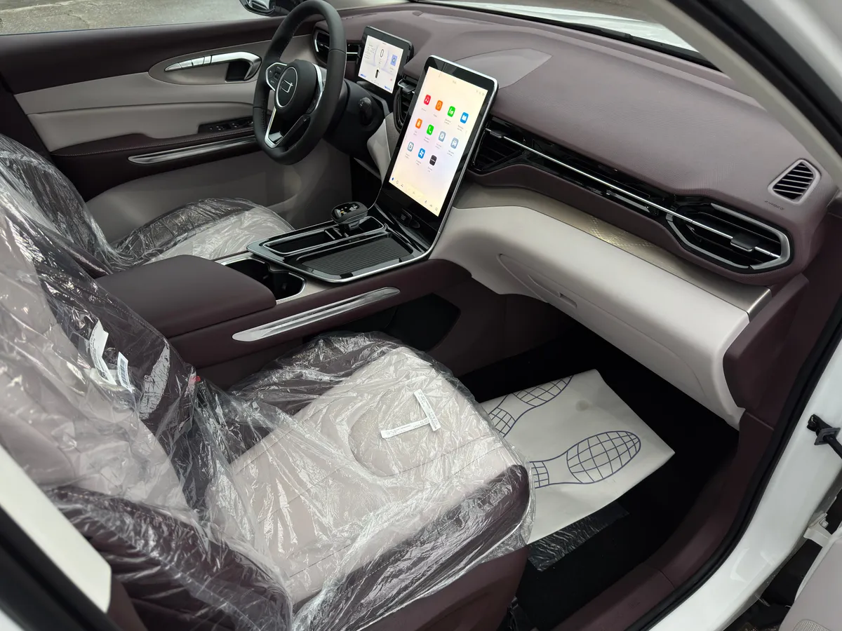 FAW Bestune T90 2.0 AMT (252 л.с.)