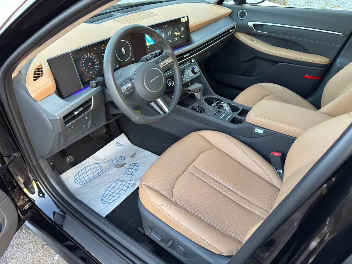 Hyundai Sonata 2.5 AT (191 л.с.)