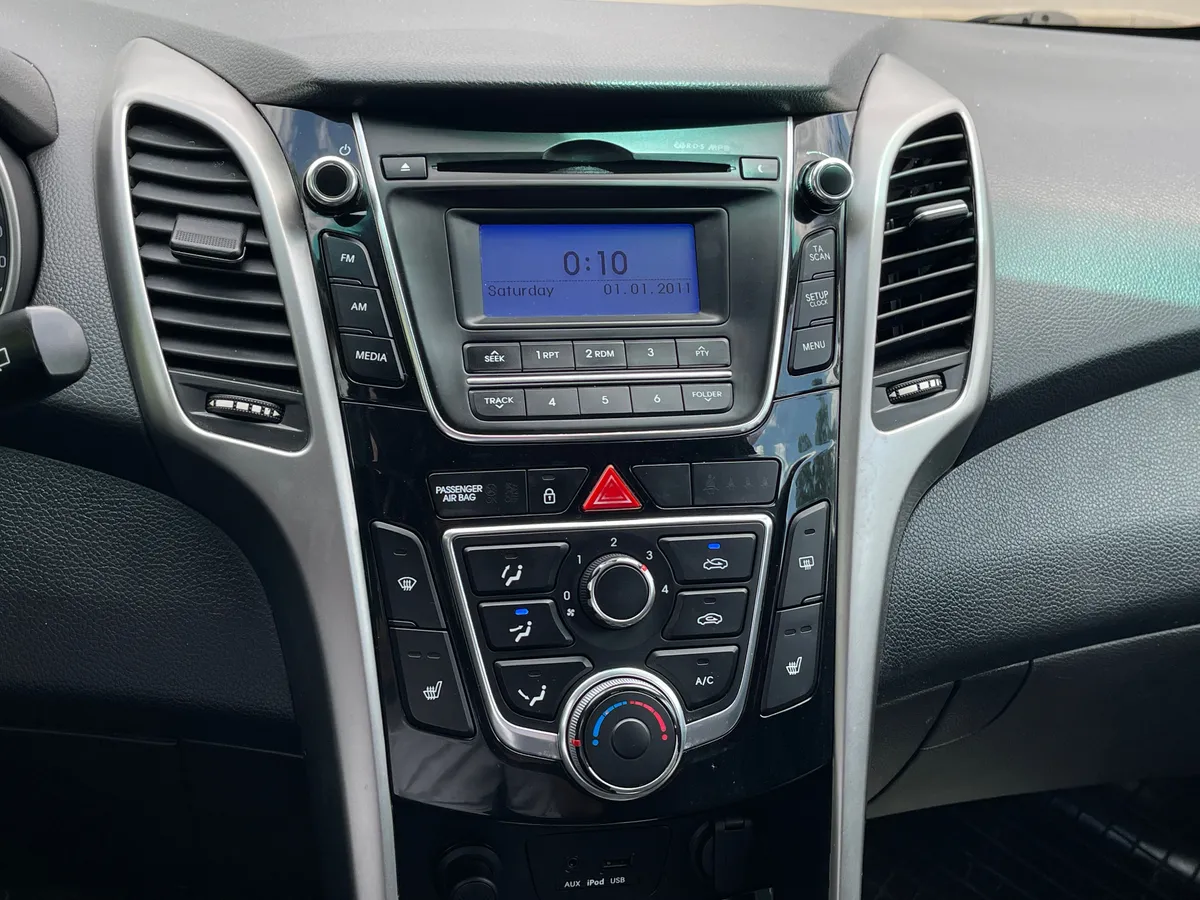 Hyundai i30 1.6 AT (130 л.с.)