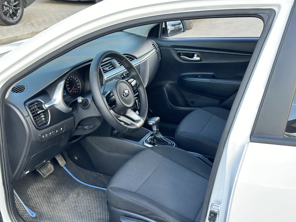 Kia Rio 1.6 AT (123 л.с.)