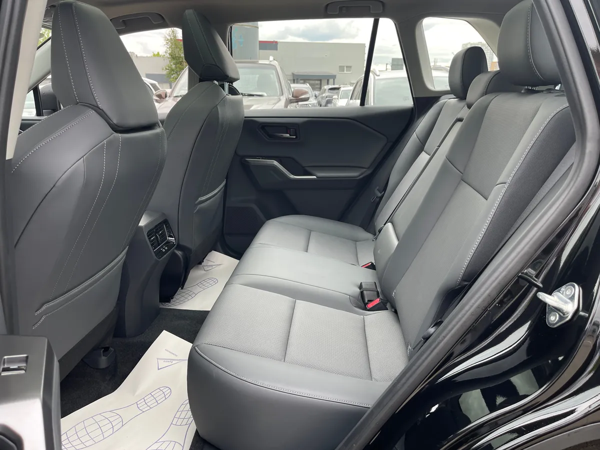 Toyota RAV4 2.0 AT AWD (171л.с.)
