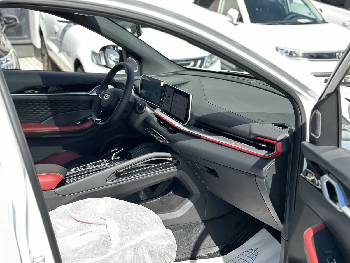 Geely Coolray 1.5 AMT (172 л.с.)