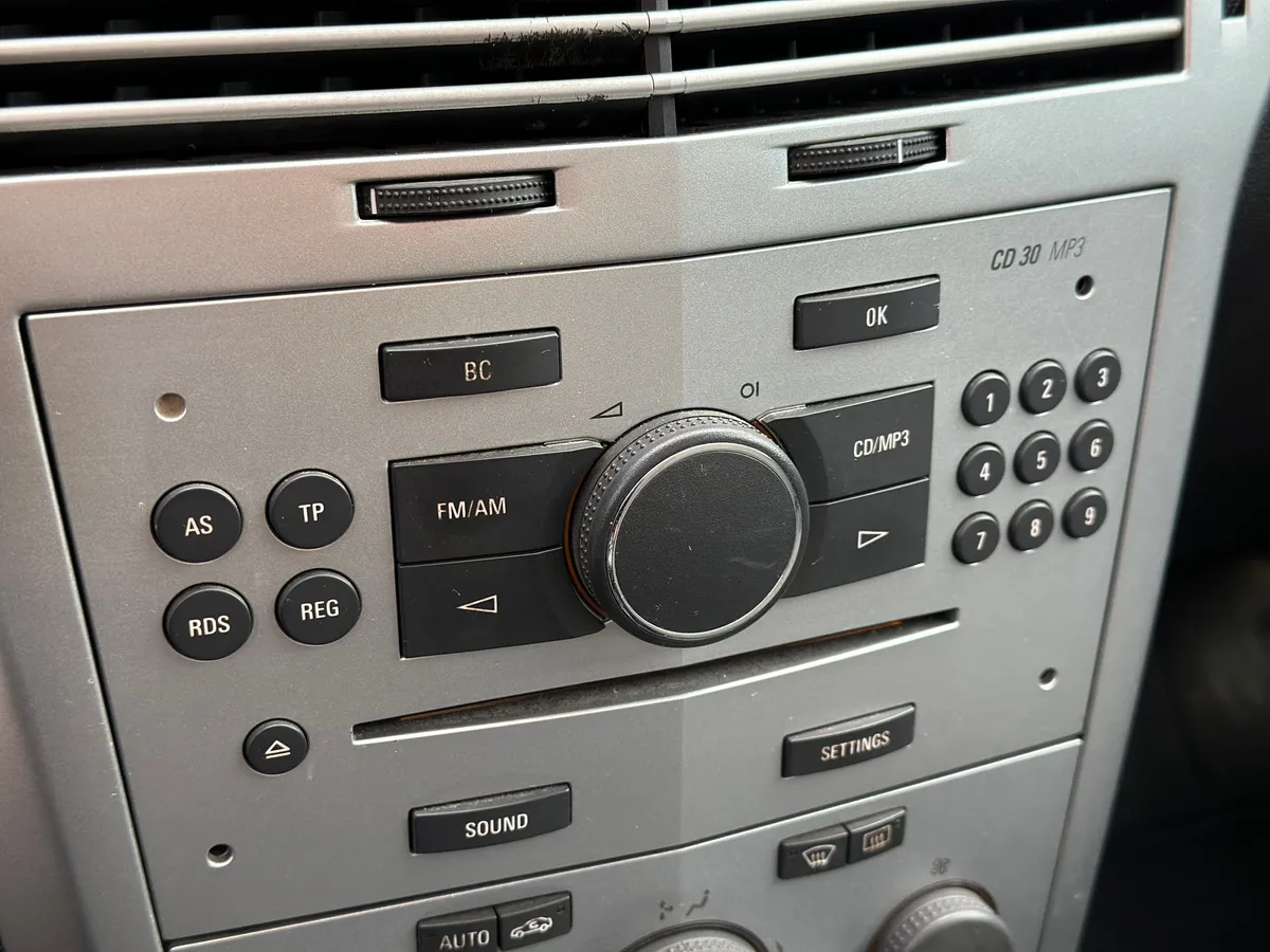 Opel Astra 1.6 MT (115 л.с.)