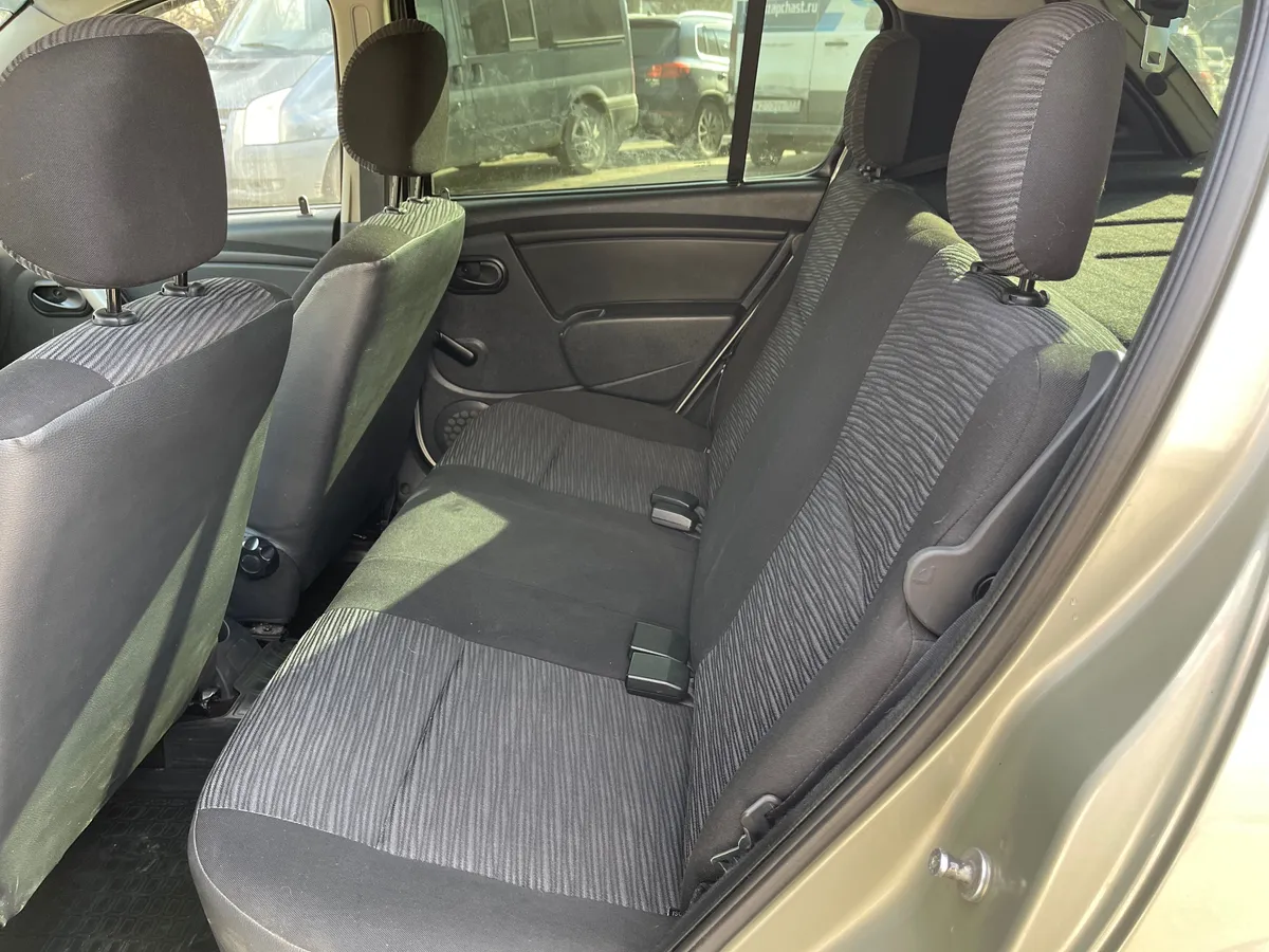 Renault Sandero 1.4 MT (75 л.с.)