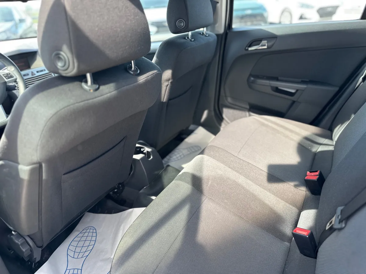 Opel Astra 1.8 AT (140 л.с.)