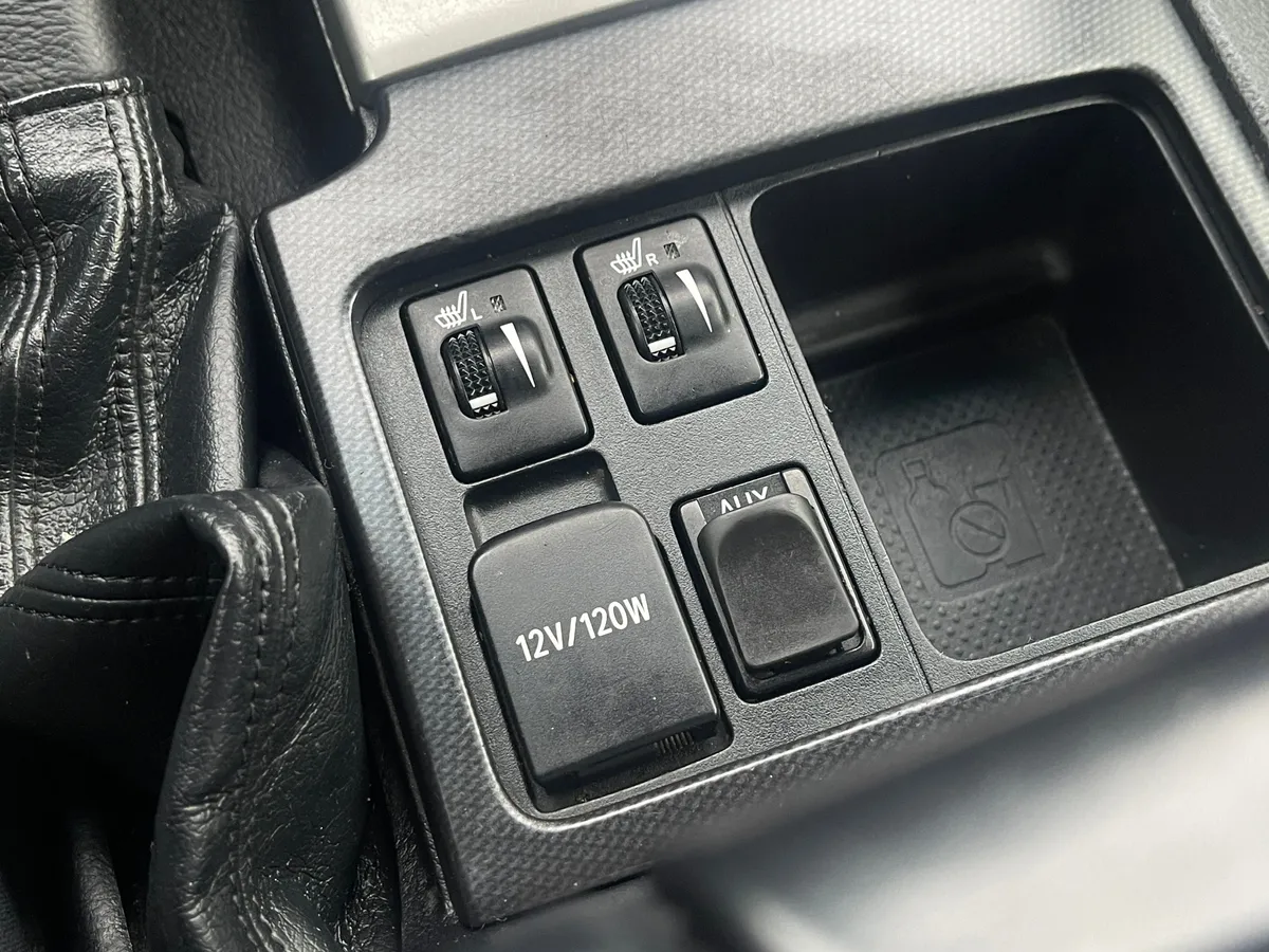 Toyota Land Cruiser Prado 3.0 AT 4WD (173 л.с.), 2012 — фото 13