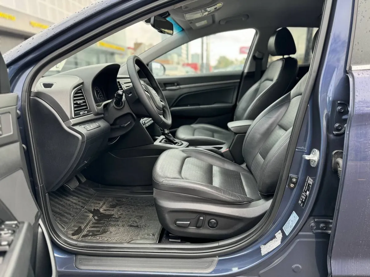 Hyundai Elantra 2.0 AT (150 л.с.)