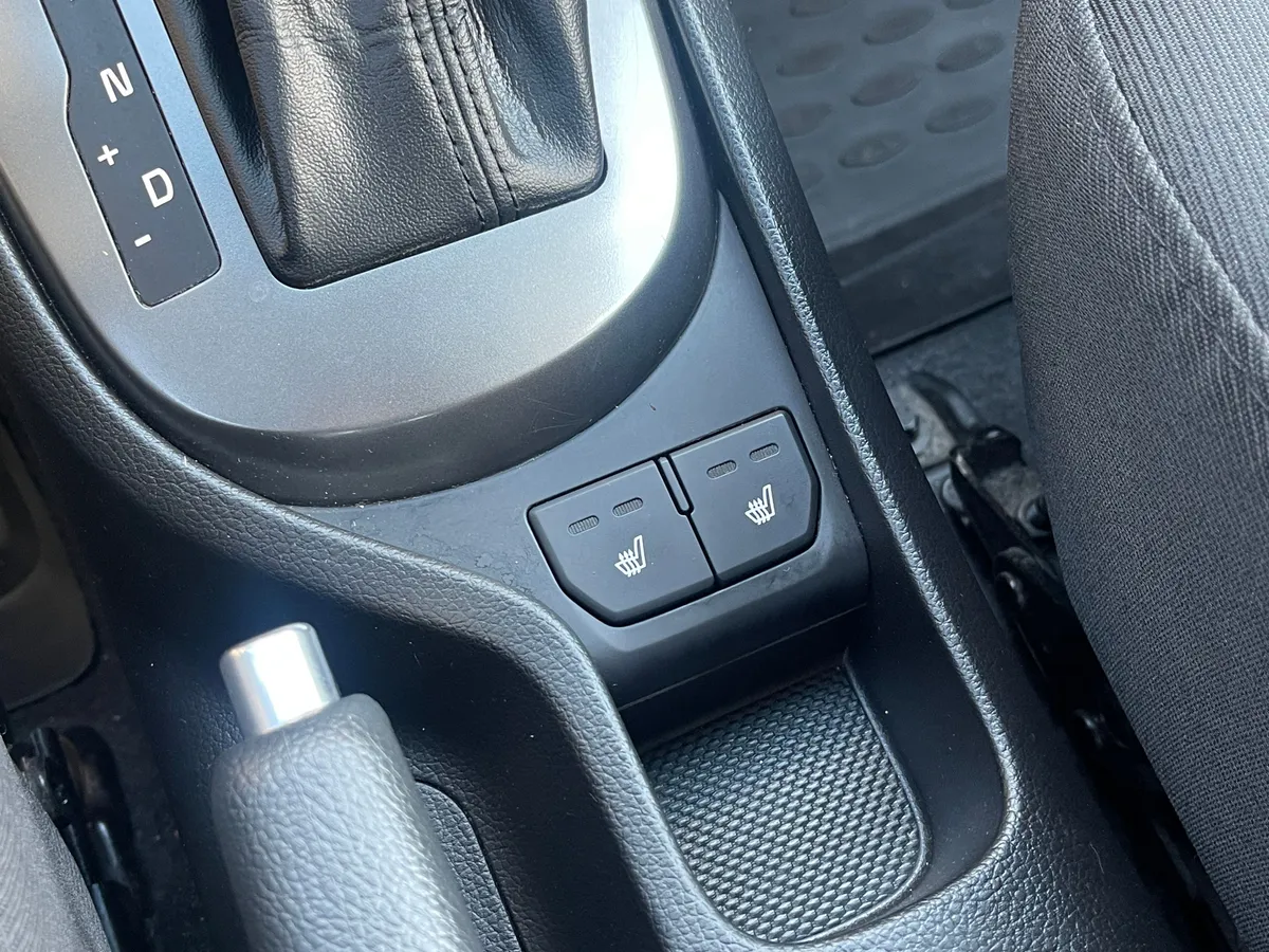 Kia Rio 1.6 AT (123 л.с.), 2016 — фото 12