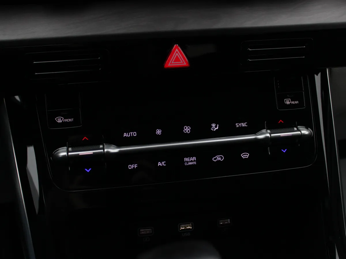 Kia Carnival 2.2 AT (199 л.с.)