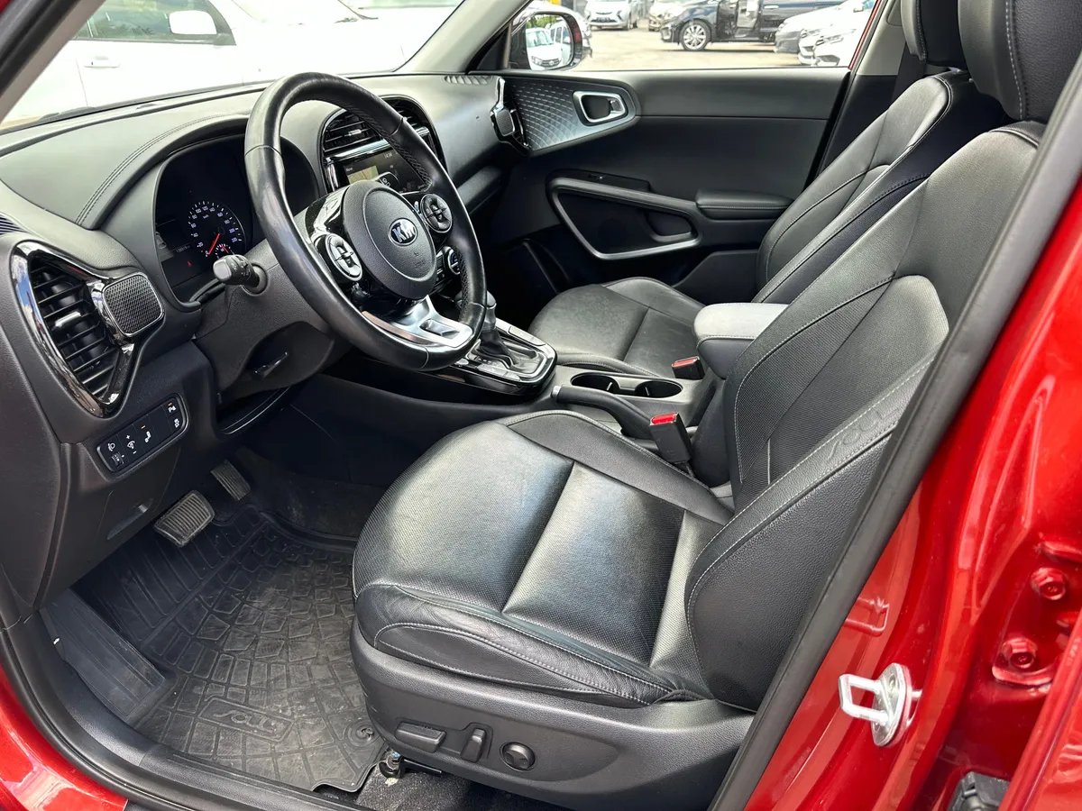 Kia Soul 1.6 AT (123 л.с.)