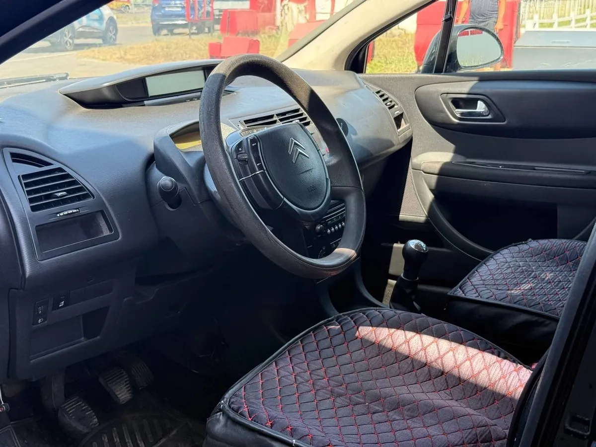 Citroen C4 1.6 MT (109 л.с.)