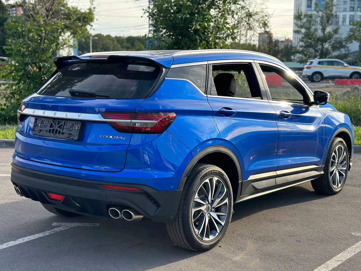 Geely Coolray 1.5 (150 л.с.) бензин, робот, передний привод