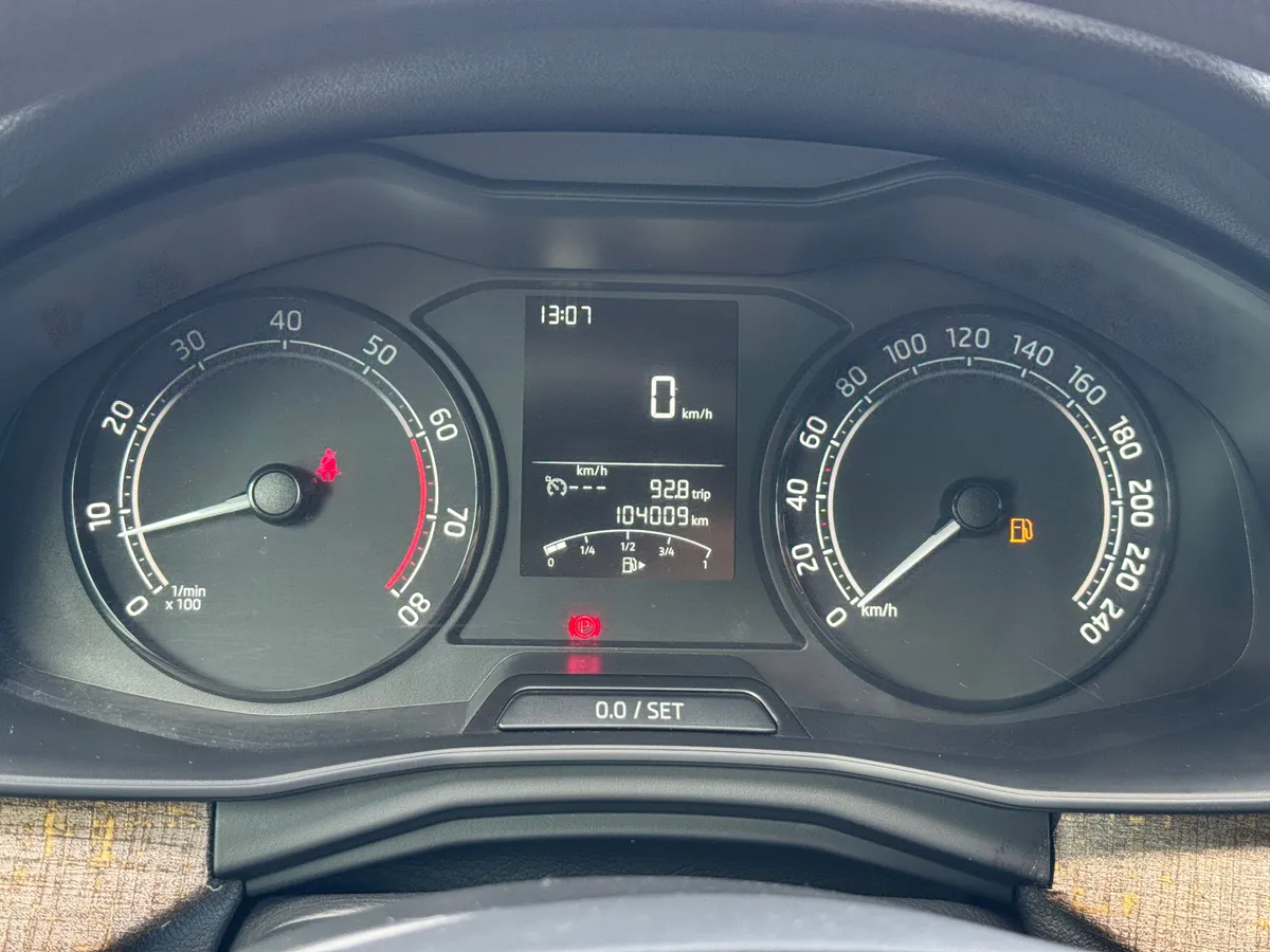 Skoda Rapid 1.6 MT (90 л.с.)