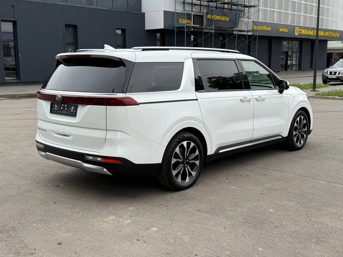 Kia Carnival 2.2 AT (199 л.с.)