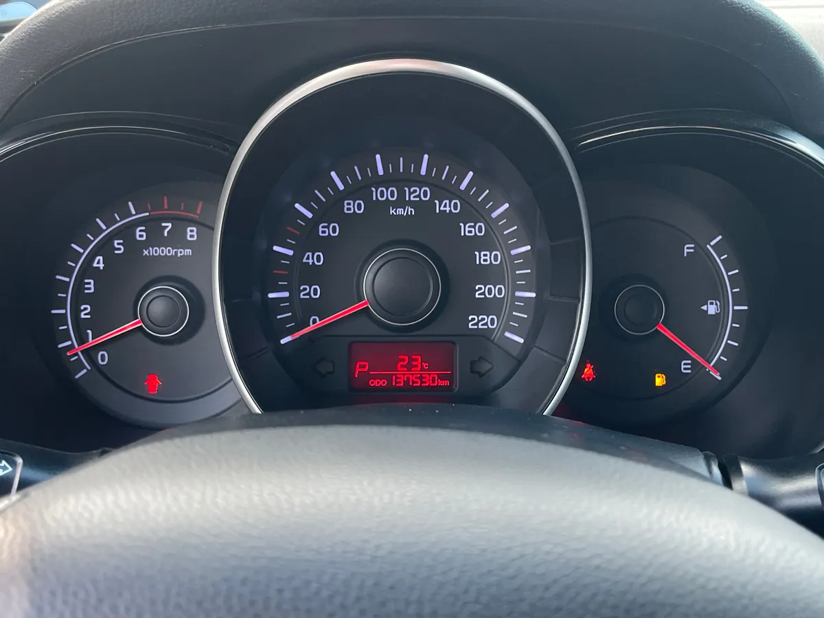 Kia Rio 1.6 AT (123 л.с.), 2013 — фото 7