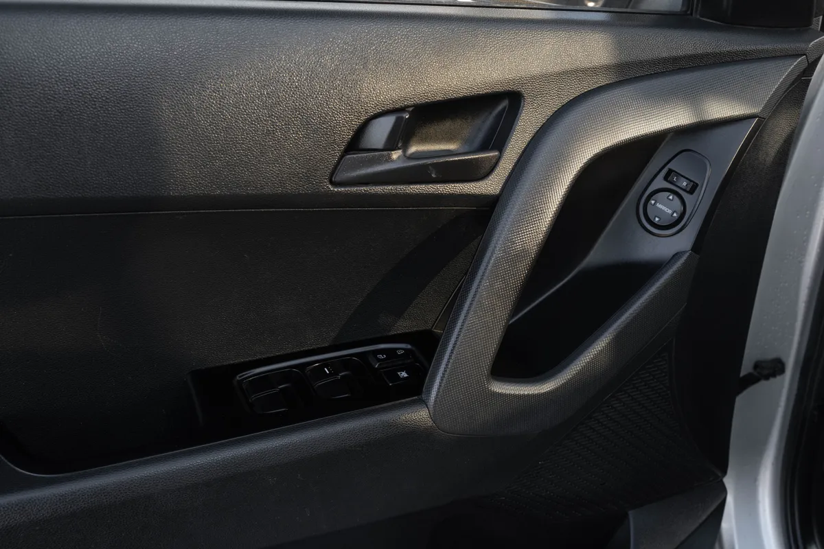 Hyundai Creta 1.6 MT AWD (121 л.с.)